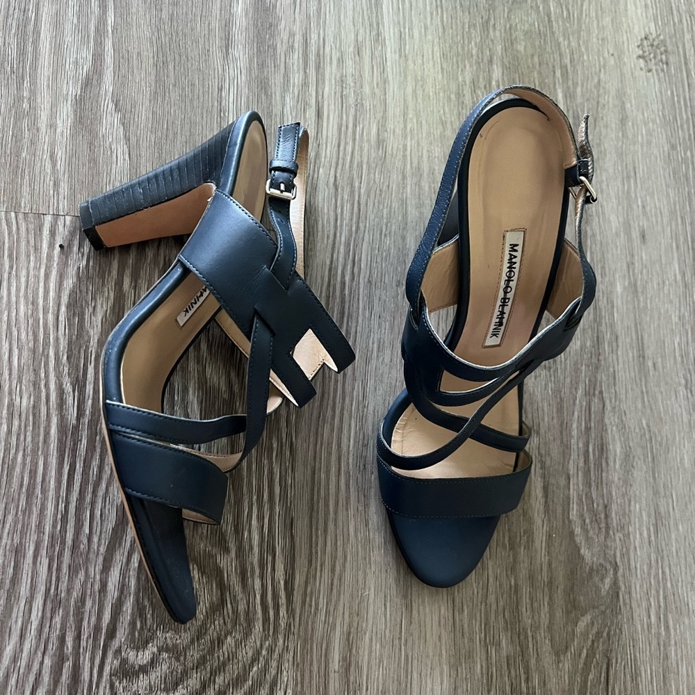 Manolo Blahnik Leather Strappy Chunk Heel Sandals Size 37.5